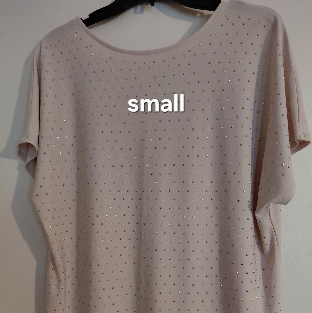 Jennifer Lopez Gold Studs/Rhinestone Shoulder Top, sz Small $20